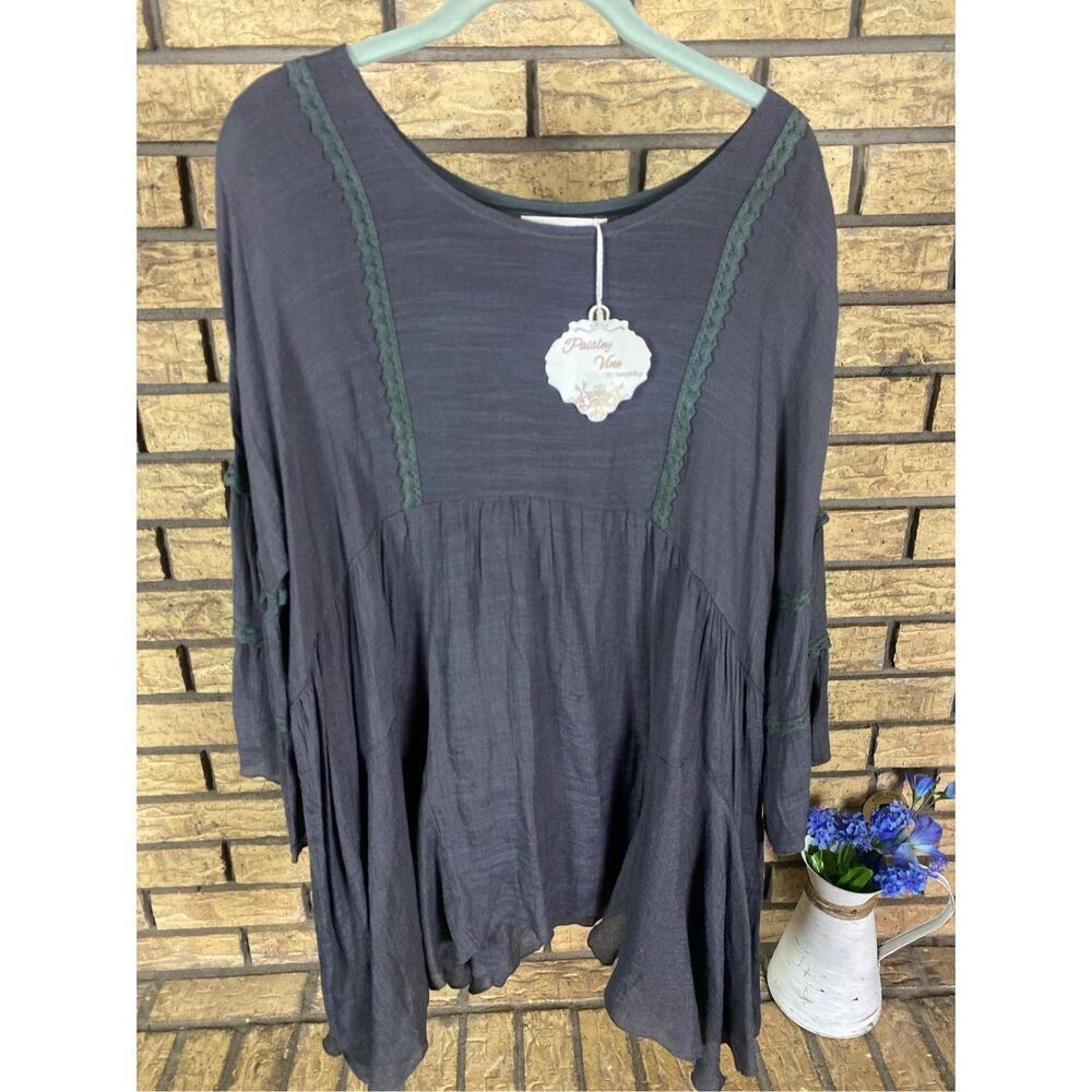NWT Paisley Vine Long Tunic‎